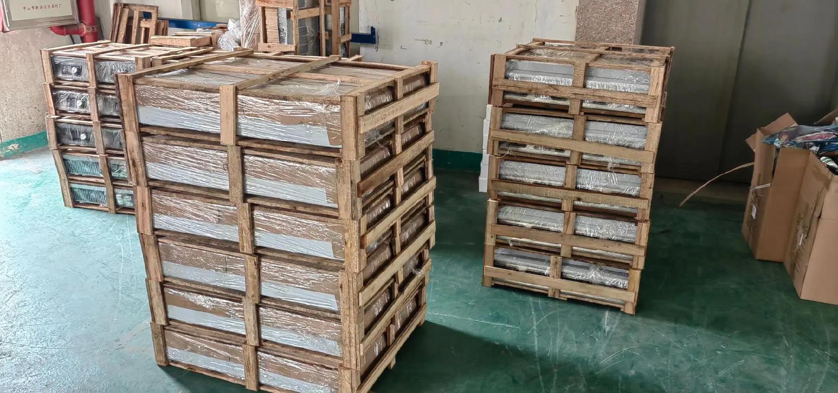 源頭工廠直供，一站式采購酒店廚房電器與文具用品